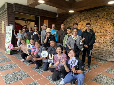 大漢師生一行參訪野菜學校 傳遞野菜文化